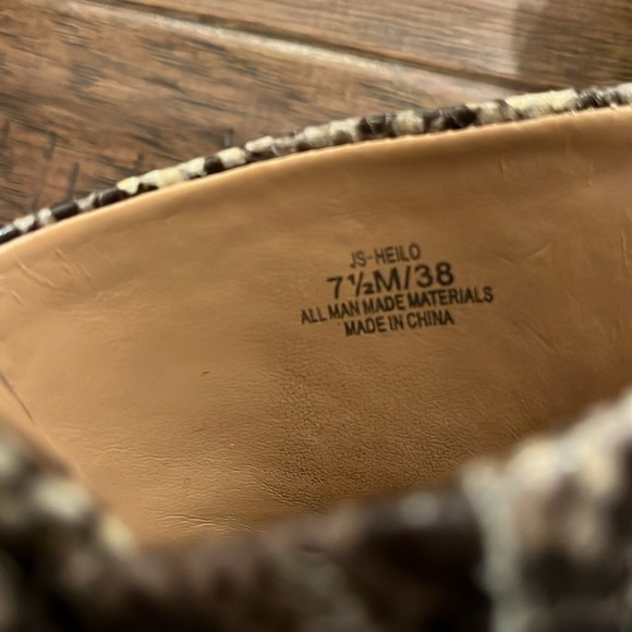 Jessica Simpson Snake Print Mules - Picture 3 of 6